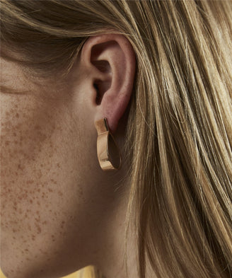 Orecchini Folded Charm Oro Rosa leftcolumn