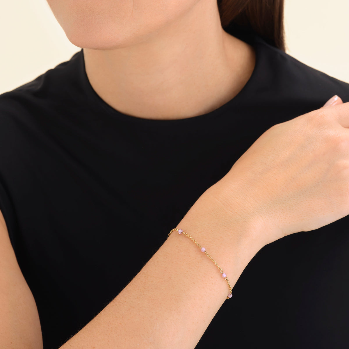 Bracciale con pietre rosa leftcolumn