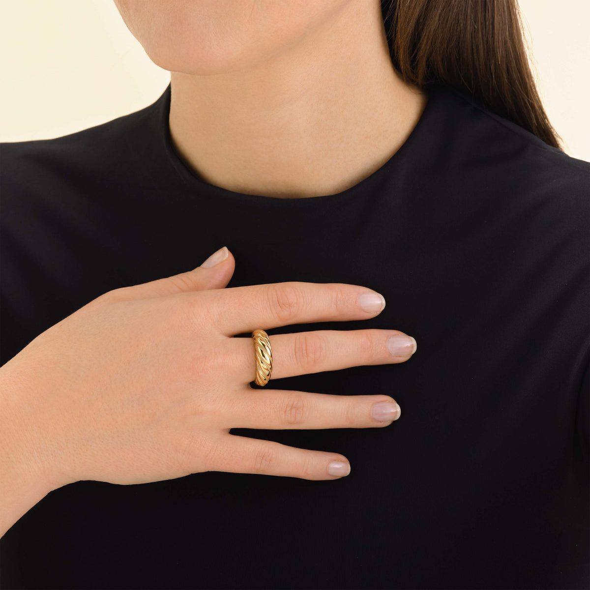 Anello Croissant leftcolumn