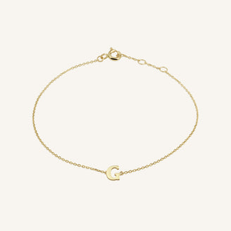 Initial Bracelet G leftcolumn