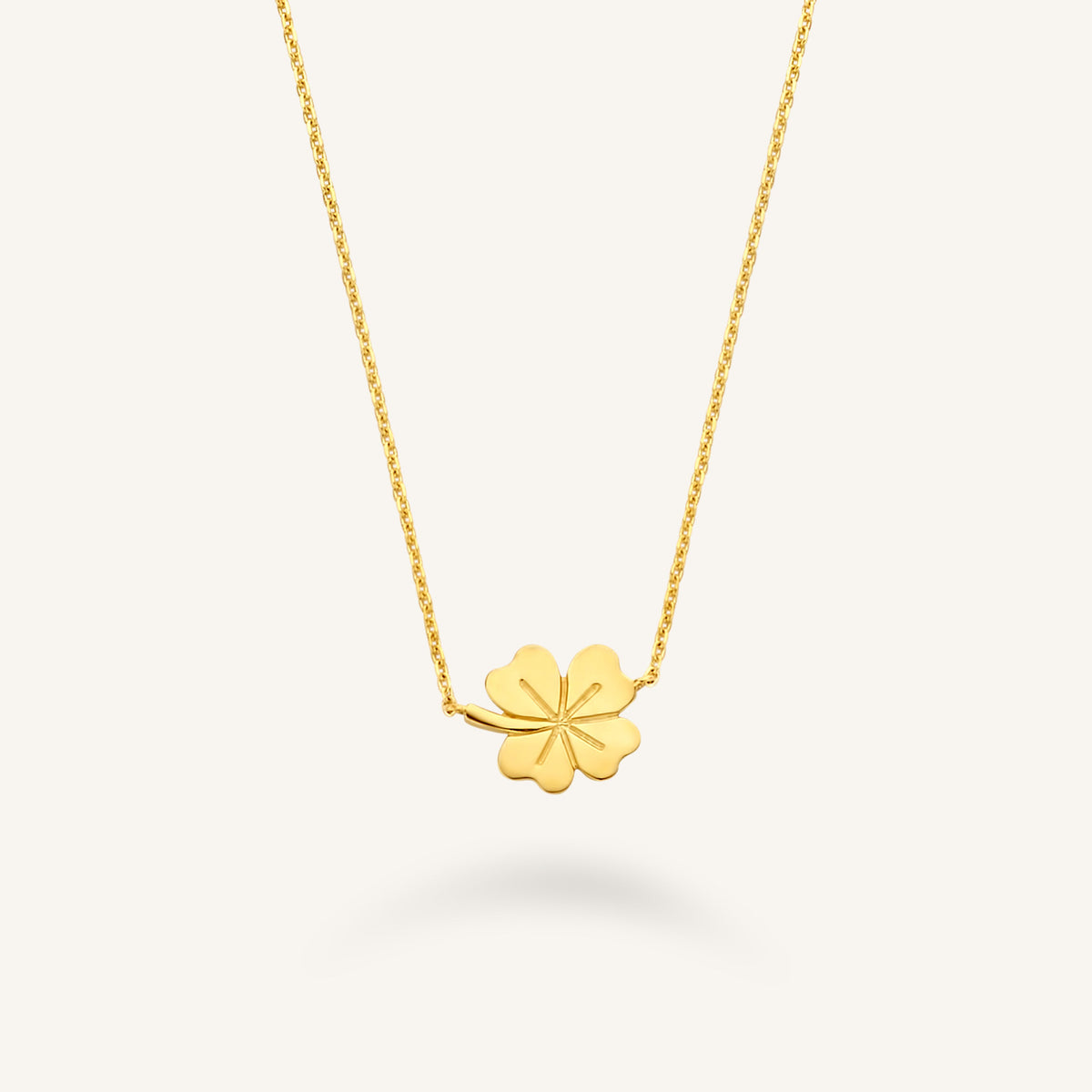 Clover Necklace leftcolumn