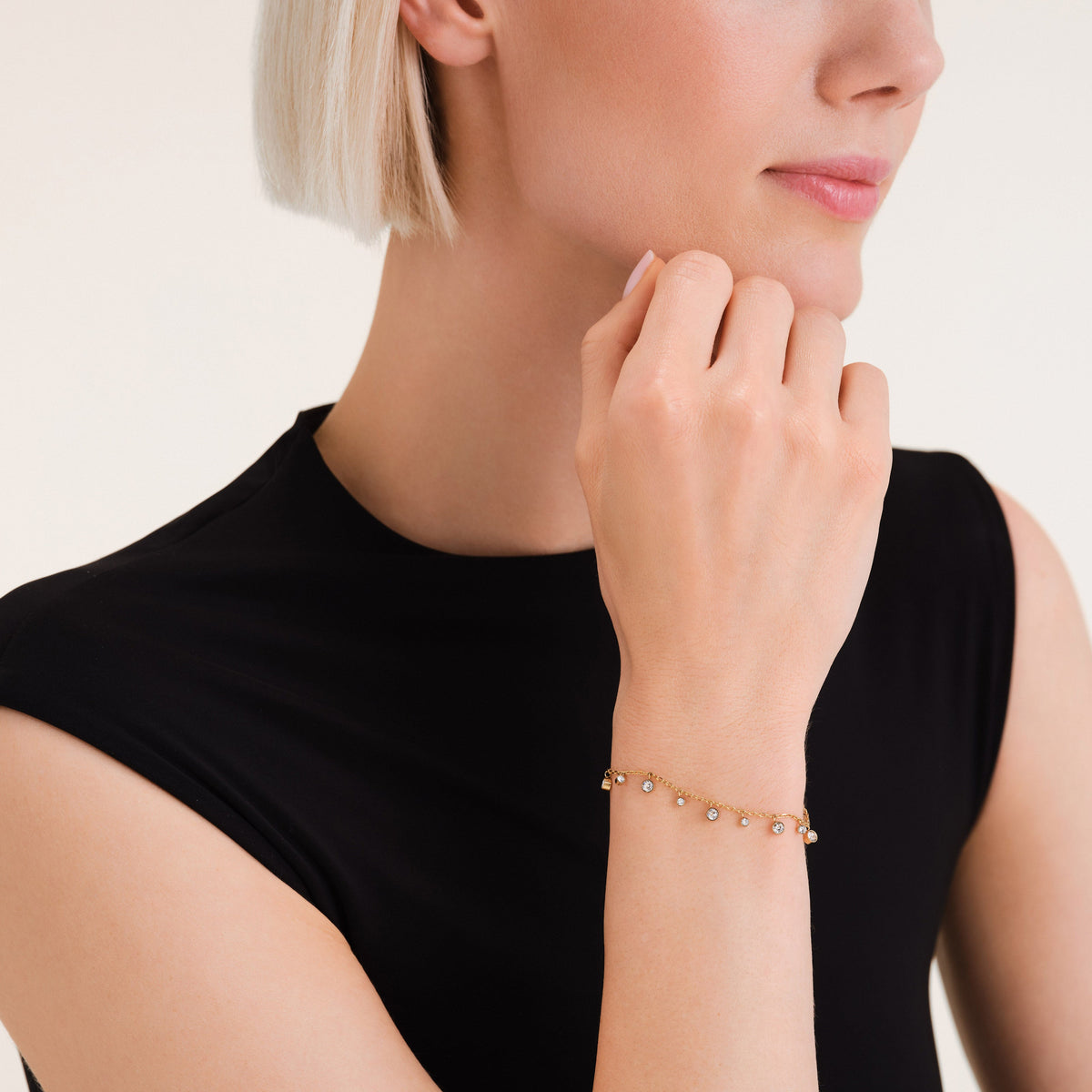 Bracciale con Cristalli Pendenti leftcolumn