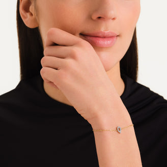 Bracciale Lettera Q con cristalli leftcolumn