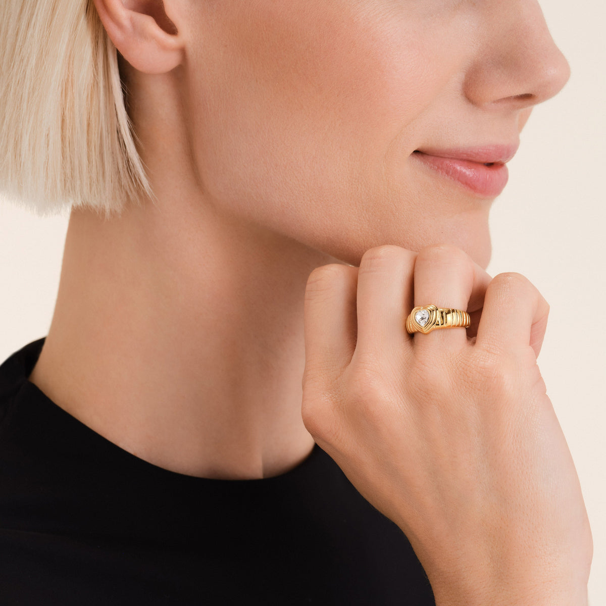 Anello Texture Cuore JRWH48G-J992,JRWH50G-J993,JRWH52G-J994,JRWH54G-J995,JRWH56G-J996,leftcolumn