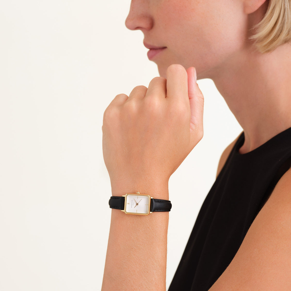 Octagon XS Pelle Nera leftcolumn