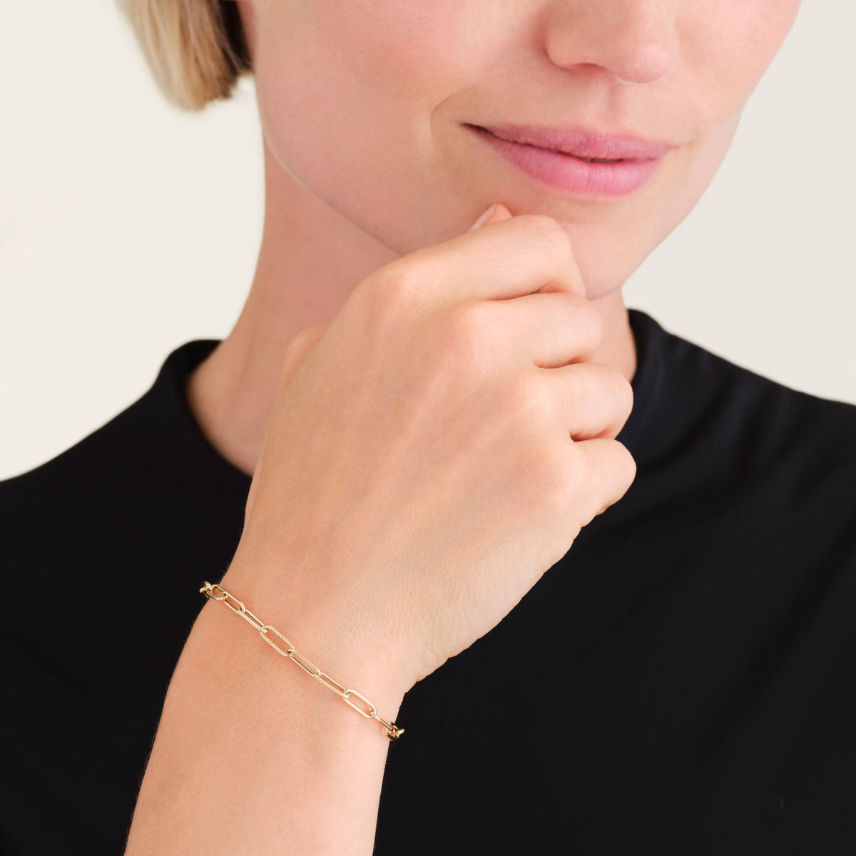 Paperclip Bracelet leftcolumn