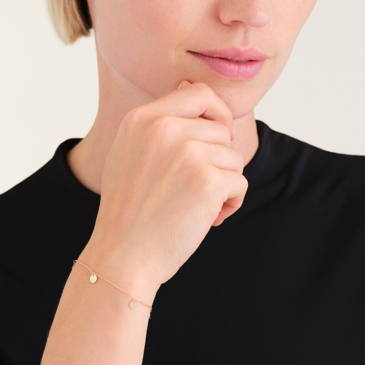 5 Round Bracelet leftcolumn