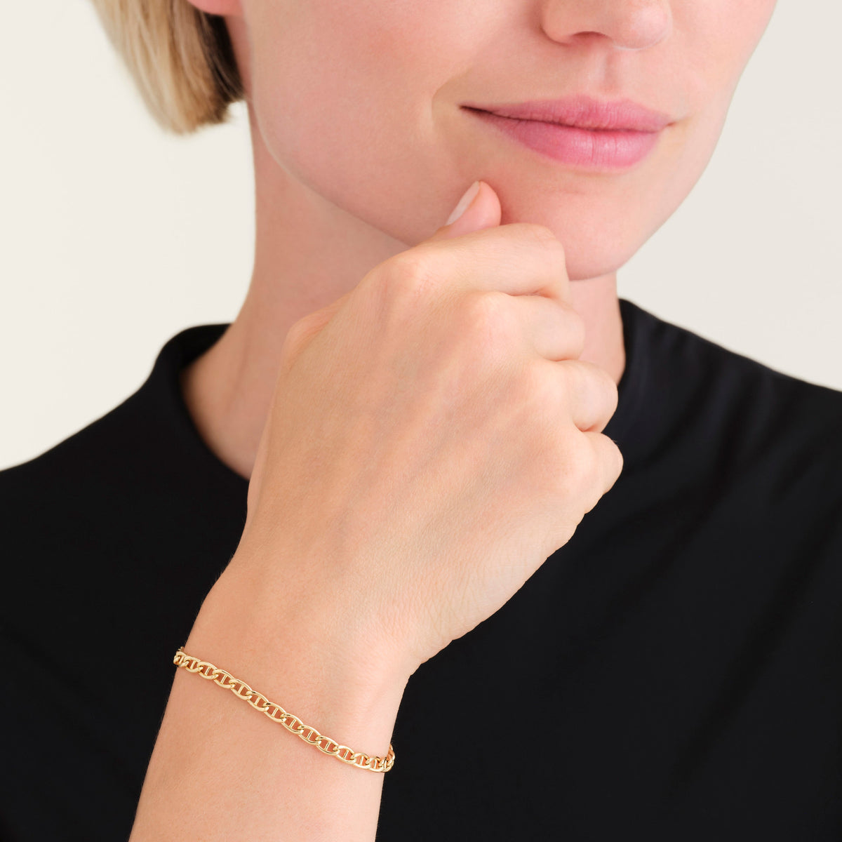 Link Bracelet leftcolumn