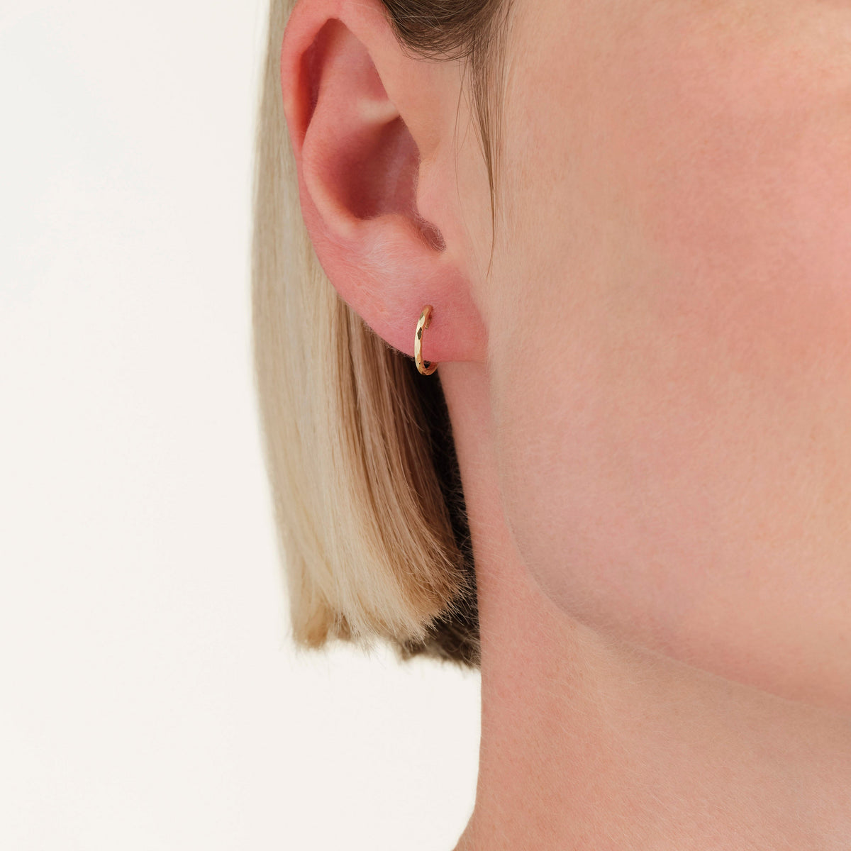 Twisted Hoops leftcolumn