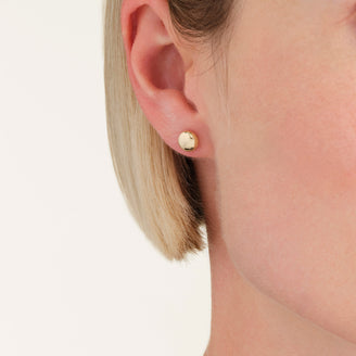 Single Sphere Studs leftcolumn