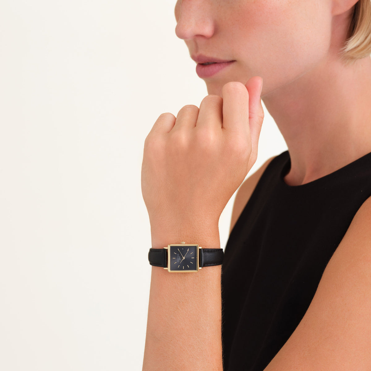 Boxy XS Pelle Nera leftcolumn