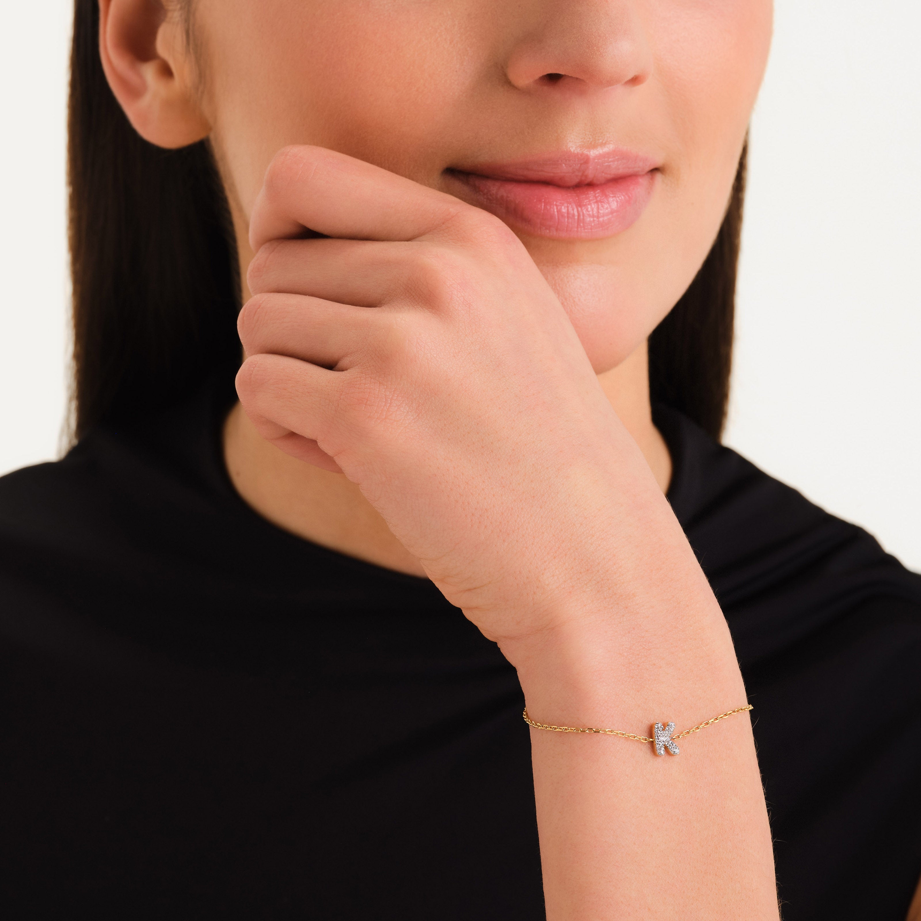 Bracciale KIARA con lettera K e zirconi collezione Basik Chic Bracciale KIARA con lettera K e zirconi collezione Basik Chic